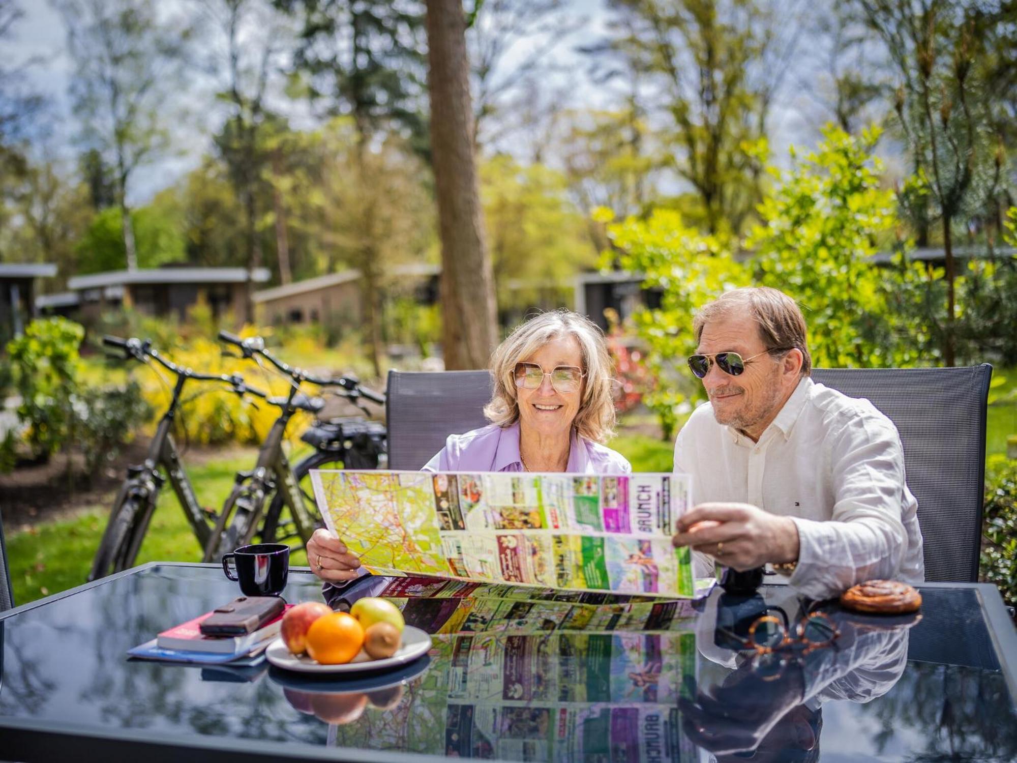 Comfortable Chalet With Combination Microwave Near The Veluwe Hoenderloo Luaran gambar